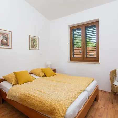 In Mit Grossem Pool Apartament *